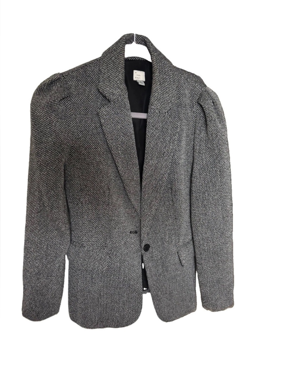 A New Day Women’s Black And White Tweed Blazer Size 2